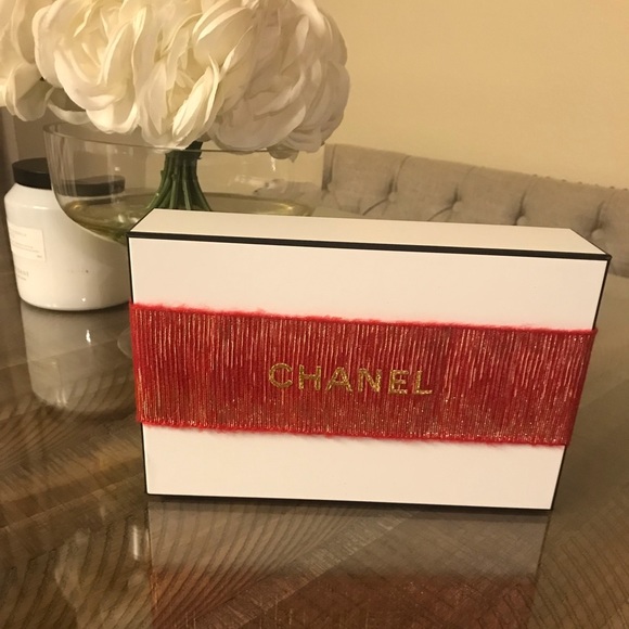 Chanel Box - Picture 2 of 5
